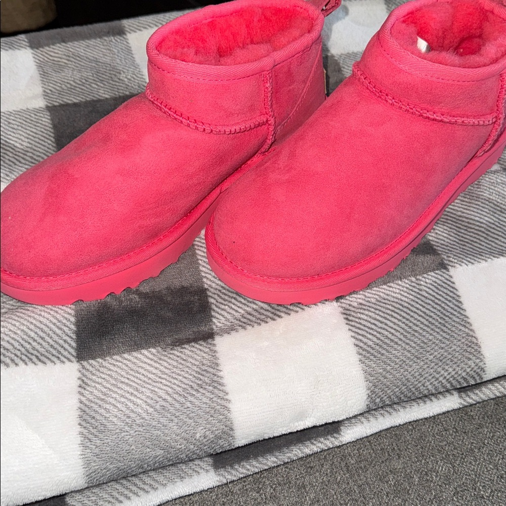 UGG Fuchsia Ultra Mini Boots - Picture 5 of 8